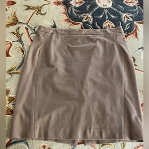EUC Ann Taylor Stretch Pencil Skirt - Stone - Size 14